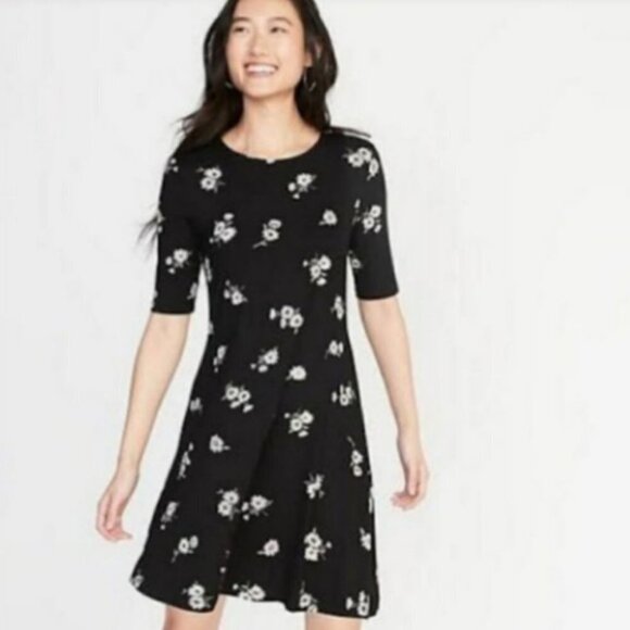Old Navy Ponte-Knit Sheath Dress Floral Print - Picture 1 of 5